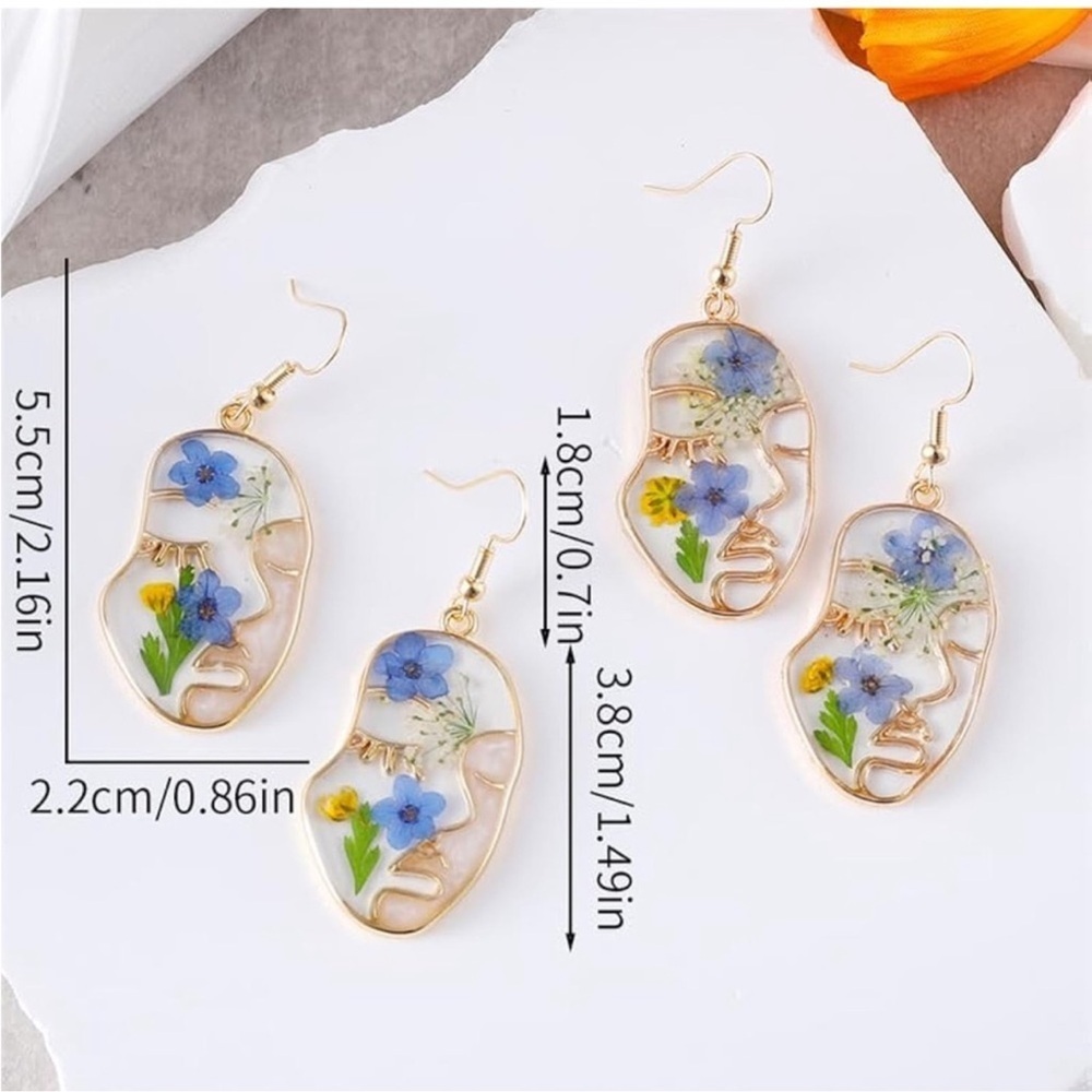 NEW Unique Handmade Floral Face Line Art Earrings 🌸 - Picture 4 of 4